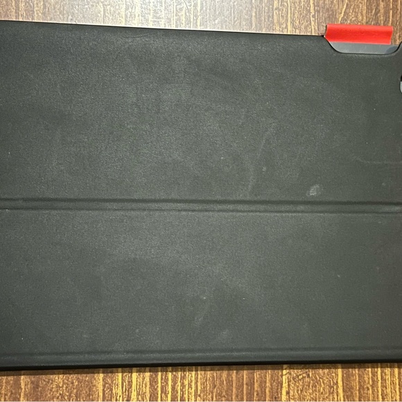 Logitech Keyboard Case for IPad Air 2 - Picture 4 of 6